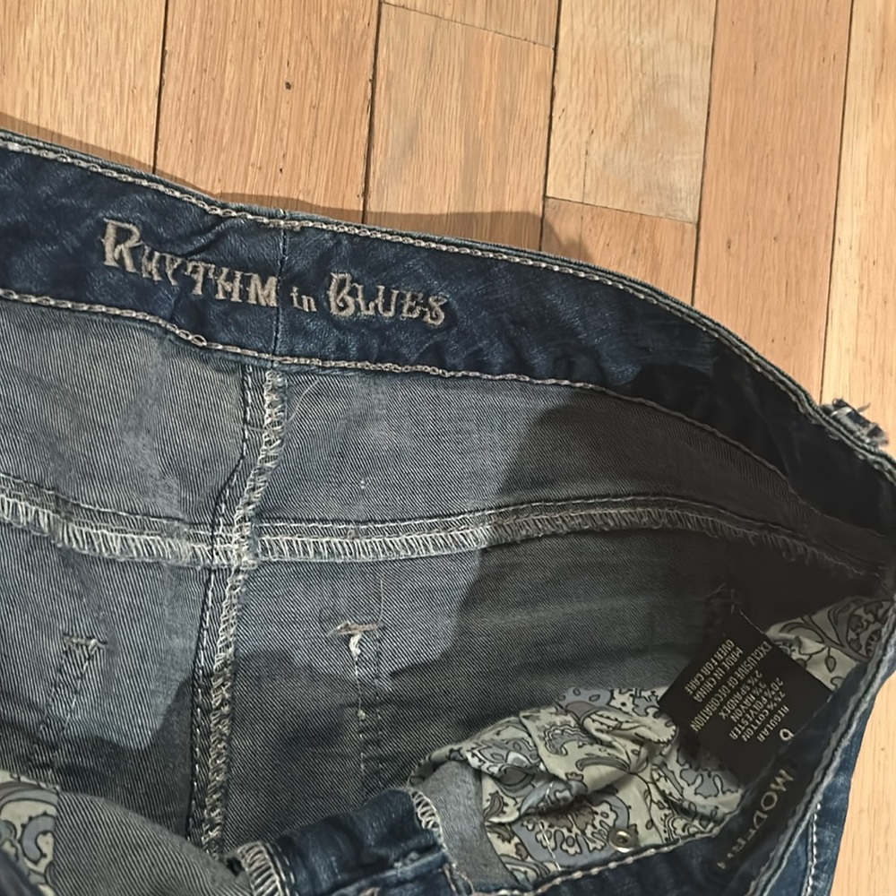 Rhythm In Blues Women’s 2000s Style Denim Boot Cut Mid-Rise Jeans Sz 6 - Picture 15 of 15